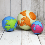 Planet Dog Planet Ball loptica M