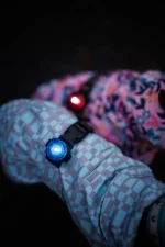 Orbiloc Dog MINI – LED sigurnosno svjetlo za male pse - Slika 4